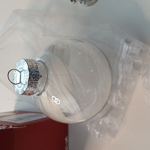 Sold - Picture 3 of 6